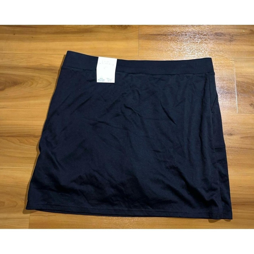 Womes NWT Croft & Barrow Black Casual Pull On Pocket Skort